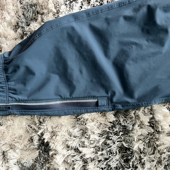 ‼️LULULEMON IRON BLUE SURGE JOGGERS‼️ - Picture 2 of 4